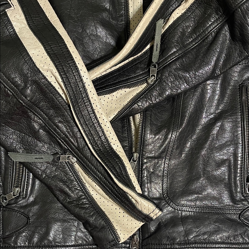 Men’s Harley-Davidson - Picture 3 of 5